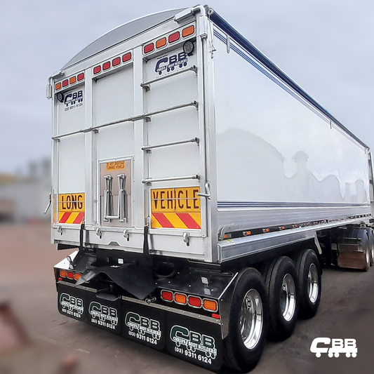 ROAD TRAIN/LONG VEHICLE SIGN - 2 PIECE - HINGED ALUMINIUM