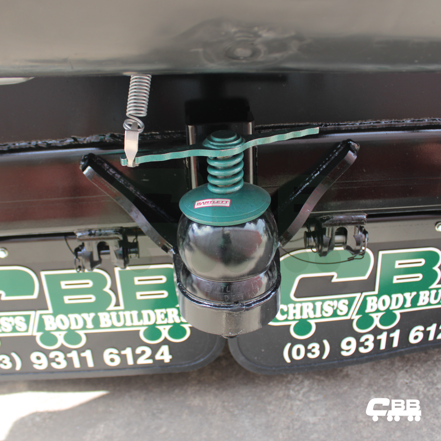 REAR CROSSMEMBER - 127MM TOWBALL - COMPLETE KIT - CHAINHOLDERS AND BALL INCLUDED